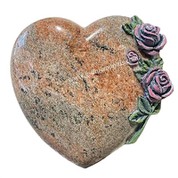 Sydän ruusuilla -laattamonumentti